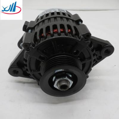 Cina Top Quality truck spare parts Alternator 12V 70A 33001243 in vendita