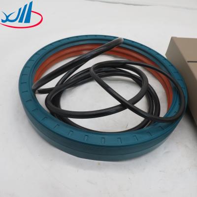 Cina Factory Supply Trucks and cars parts Rear Wheel Oil Seal 190*220*30 WG9981340113 in vendita