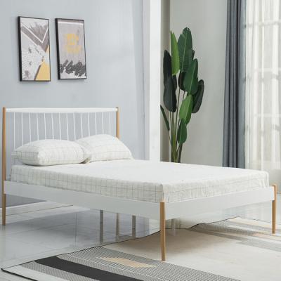 China Modern Custom Single Bed Frame Metal Iron Double Bed Frame Metal Queen Size Furniture Luxury Bed for sale