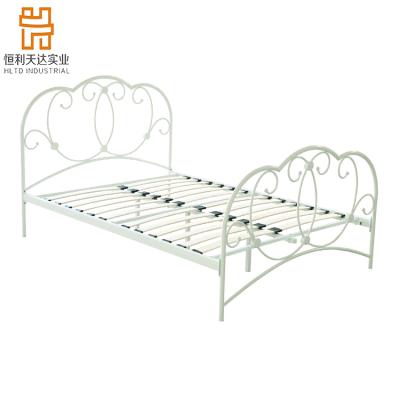 China 2021 New Arrival Durable Classic Design Double Queen Size Princess Metal Bed Frames For Girls for sale