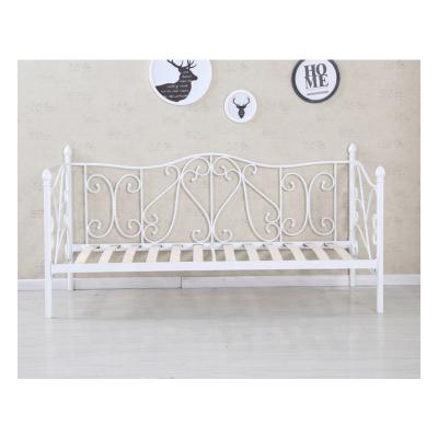 China Durable Made In China Home Furniture Modern Design Metal Sofa Daybed Frames With Wood Slats for sale