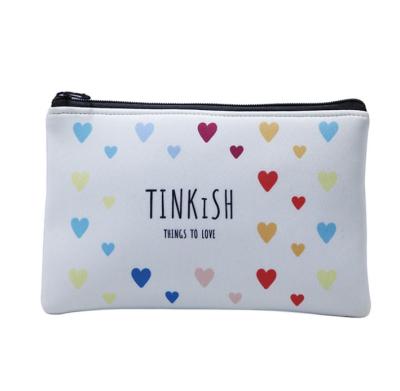 China Popular Large Capacity Neoprene Print Heart Makeup Bag Cosmetic Organizer Bag For Women for sale