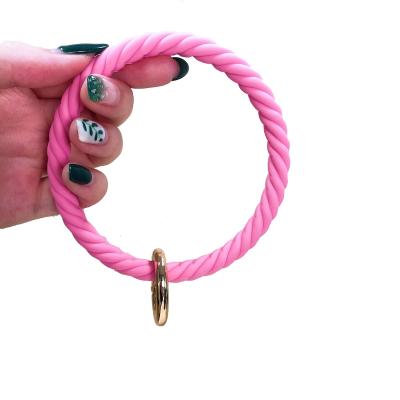 China New Design Silicone Eco-Friendly Bracelets Wristband Key Chain For Girls Custom Key Chain Key Ring Key Holder for sale