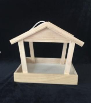 China BSCI Certified Wooden Bird Feeders / Wooden Bird House Kits Primary Color Finishing for sale