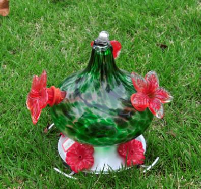 China Cute Beautiful Bird Feeders Metal Bottom With 3 Red Glass Feeding Port for sale