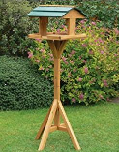 China Raw Wooden Bird Feeder Station Stable House With Eco Friendly Material for sale