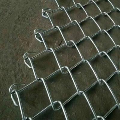 China Wholesale Easily Assembled 6 Feet Galvanized Used Chain Link Fence With Special Antirust Ablity for sale