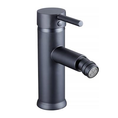 China Thermostatic Bidet Faucets Solid Brass Spray Faucet Hand Held Bidet for sale