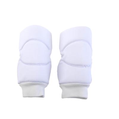 China Good Quality Polyester Stay Breathable Warm Karate Sports Soft Hot Selling Elastic Knee Pads for sale