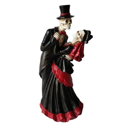 China Europe Resin Open Resin Ghost Couples Open Statue Resin Home Decor Figurine Skulls Couple Ornaments Halloween Decor for sale