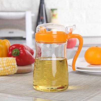 China CLASSIC Kitchenware Cooking 600ML Vinger Dispenser Oil Clear Glass Jar With Lid And Handle for sale