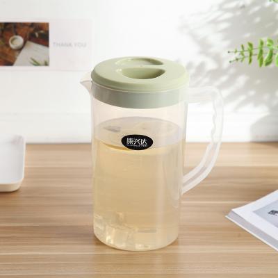 China Sustainable Restaurant 2600ml BPA Free Transparent Juice Cold Ice Water Jug Plastic Pitcher With Lid for sale