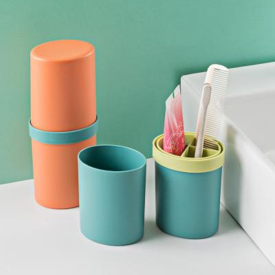 China Sustainable Portable Travel Toothbrush Toothpaste Plastic Toothbrush Holder Case With Compartments for sale