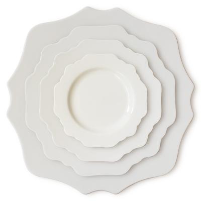 China Wholesale Viable Modern Luxury Creative Design Sun Flower Shape Ceramic White Dinner Shelf With Gold Edge for sale