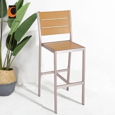 China Wholesale Nordic Rustic Classic Wood Chair Environmental Friendly Bar Chairs Modern Wood Stools Umpire Chair For Bar for sale