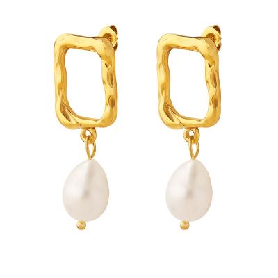 China New Fashion Stainless Steel Vintage Texture 18K Gold Light Luxury Irregular Natural Freshwater Pearl Earrings for sale