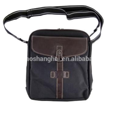 China Brand Reusable Wholesale Handbag Promotional Cheap Side Bags For Men for sale