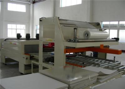 China Máquina completamente automática de la laminación del tablero de yeso, maquinaria del material de las bandas de borde del tablero en venta