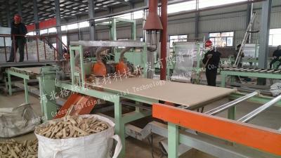 China Interior Decoration False Ceiling Mineral Fiber Board Production Line for sale