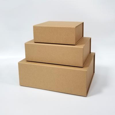 China 2022 Elegant Logo Beautiful Printed Cardboard Multiple Color Single Gift Packaging Paper Box With Ribbon for sale