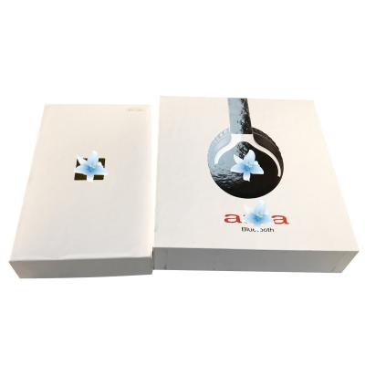 China Amazon Recyclable Luxury Custom Display Flat Pack Book Form Rigid Paper Cardboard Packaging Magnetic Gift Box For Headphones for sale