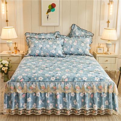 China Amazon simple home border bedspread bedding three sets of custom commercial lotus leaf lace bed skirt for sale