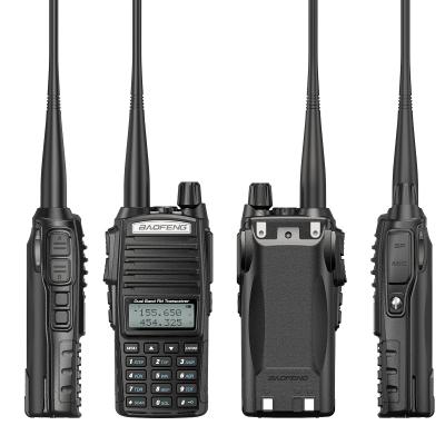 China Baofeng UV82 VHF UHF Portable Radio für Pakistan PTT 5 km Fernkommunikation zu verkaufen