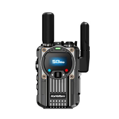 China 4G POC Zinc Alloy Walkie Talkie with FM Radio Function and Exclusive PTT Support for sale