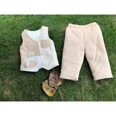 China Fashion High Quality Organic Cotton Baby Gift Set For Newborn Baby Pants And Vest Girl Boy Paper Box Set for sale