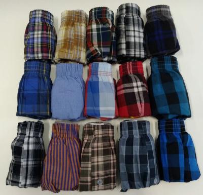 China Hot Sale Antibacterial Mens Cotton Plaid Woven Boxer Shorts With Belt Classics Checks Inner Exposed Multicolor Boxer for sale