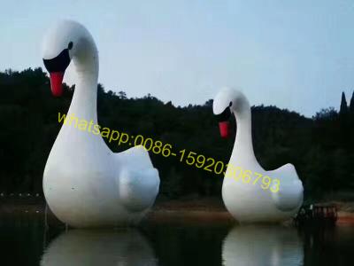 China lake giant inflatable swan for sale