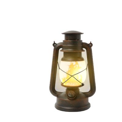 China Retro simulation flame vintage metal kerosene lamp lantern portable hanging outdoor camping light kerosene lamp for sale