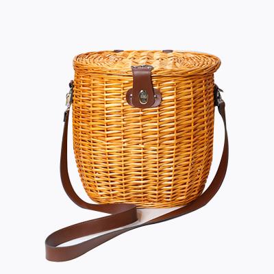 China Large Size Stocked Willow Picnic Basket For Home Storage Baskets for sale