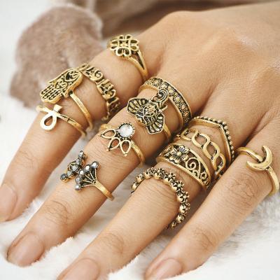 China New Set of 13 Piece Fashion Silver Ring Retro Crown Jewelry Alloy Star Jewel Set for sale