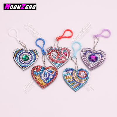 China Home Hot Sale New Design Diamond Painting Cross Head Stich Heat Shape Beautiful Chain Set for sale