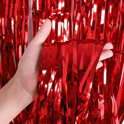 China 100% Eco-friendly Shinny Red Metallic Tinsel Foil Fringe Curtains For Party Decorations Backdrop Fringe Curtain Photo Backdrop for sale