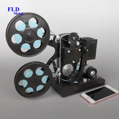 China Dropshipping antique antique imitation crafts Europe old decorative metal film projector crafts for home decor for sale