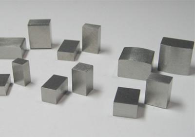 China Sintered Cast AlNiCo Magnet Block For Precision Instruments LN9-LNGT80 for sale