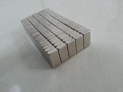 China Nickel beschichteter magnetisierter Neodym-Block-Magnet für Sprecher zu verkaufen