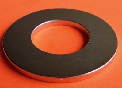 China Neodymium Nd2Fe14B NdFeB Ring boron Magnet With NiCuNi Or Zn Coating for sale