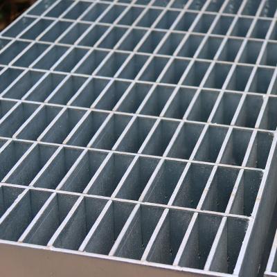 China Traditional Galvanized Driveway Steel Floor Grate Heavy Duty Metal Supporting Bar Steel Grate Slotted Steel Grating for sale