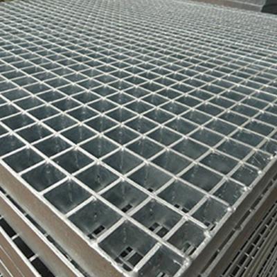 China Traditional 19w4 Galvanized Bar Grating Galvanized Steel Floor Grating Panels Ms 32x5 Mm Serrated Steel Bar Grating for sale