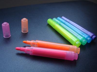 China School Suppliers Multi Color Highlighter Fluorescent Marker Highlighter Pen for sale