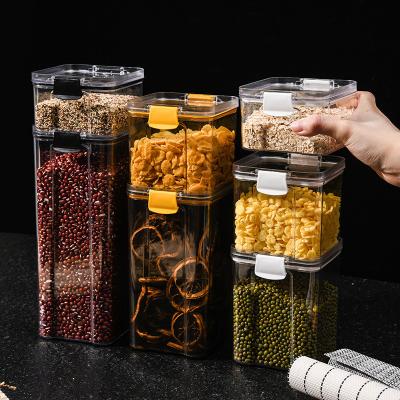 China Clear Plastic Storage Jar Freshness Preservation Wholesale Food Food Storage Container Airtight Set for sale