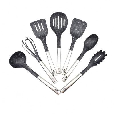 China Heat Resistant And Non Stick Sustainable Kitchen Utensil Set With Sturdy Stainless Steel Handle for sale