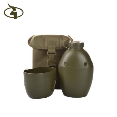 China Custom Green Army Canteen Water Bottle Factory Water Canteen for sale