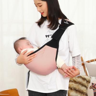 Κίνα Cotton / Polyester Infant Sling Carrier Baby Shoulder Carrier With Safety Buckles προς πώληση