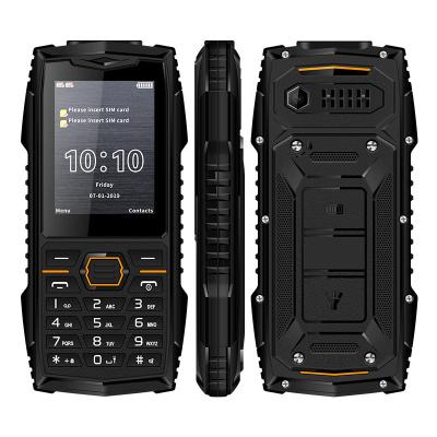 China Dual SIM Card UNIWA WG95 Mobile Phone 2.4 Inch Dual SIM Card IP68 Waterproof Screen SC7701 3G With FM Radio Wireless Torch for sale