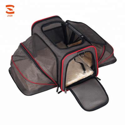 China Hot Selling Durable Pet Foldable Expandable Bag Dog Carrier Outdoor Travel Hutch Carrier for sale