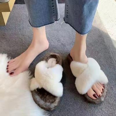 China Fashion Trend 2021 Winter Autumn Best-Selling X Strap Warm Fluffy Artificial Fur Plush Indoor Home Slippers Slips For Girl for sale